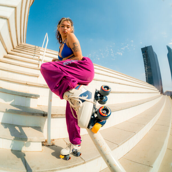 Chaya - Jump Off White - in action