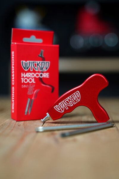 Wicked - Hardcore Tool - in action