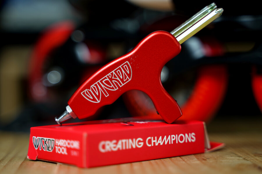 Wicked - Hardcore Tool - in action